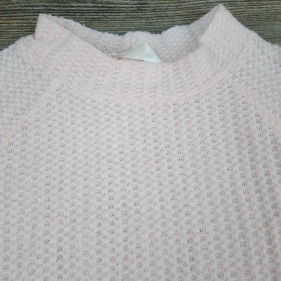 Cozy Knit Long Sleeve Cold Shoulder Cut Out Lightweight Sweater Top - Picture 5 of 10